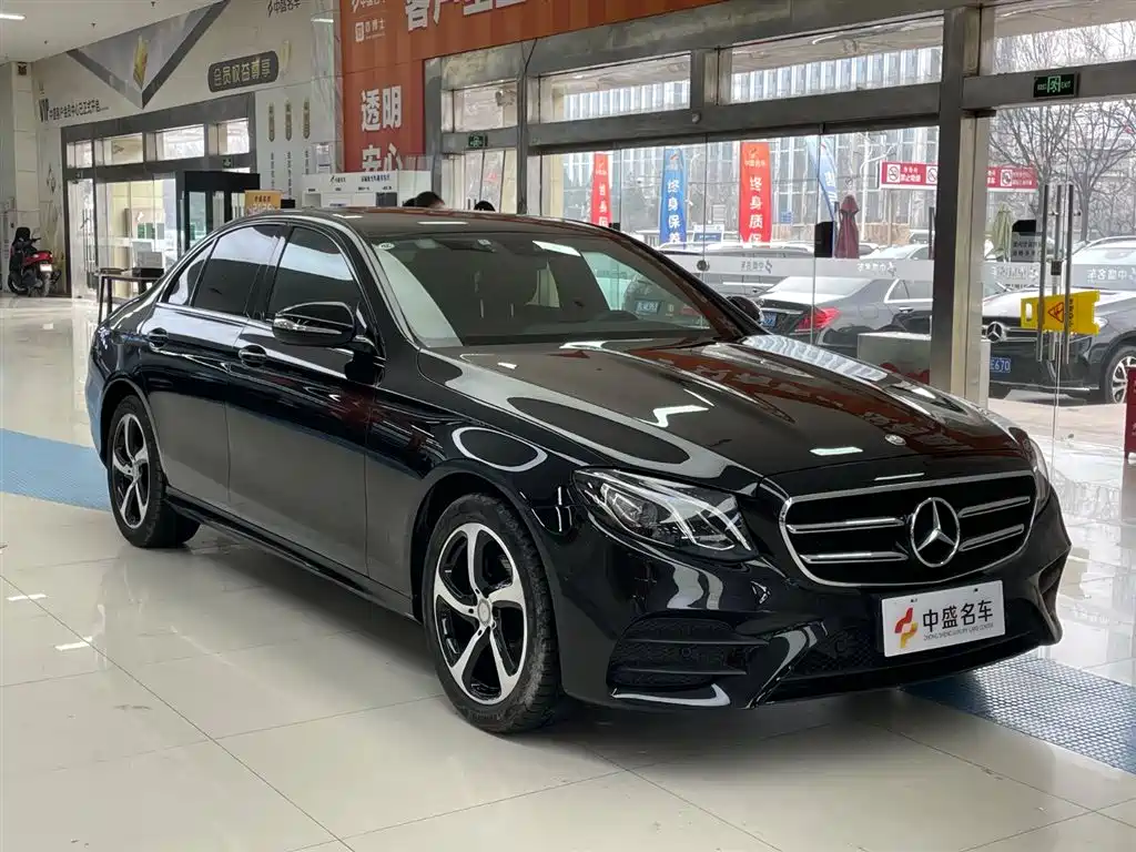 MERCEDES-BENZ E CLASS
