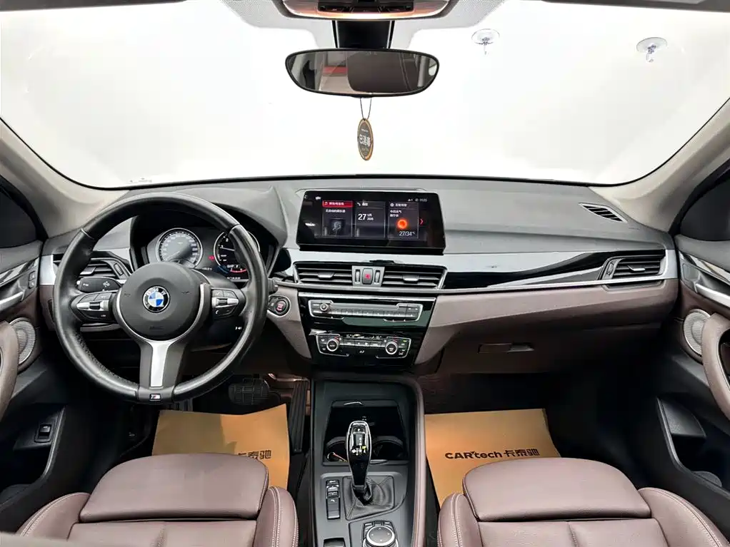 BMW X1 2022 sDrive25Li Lead