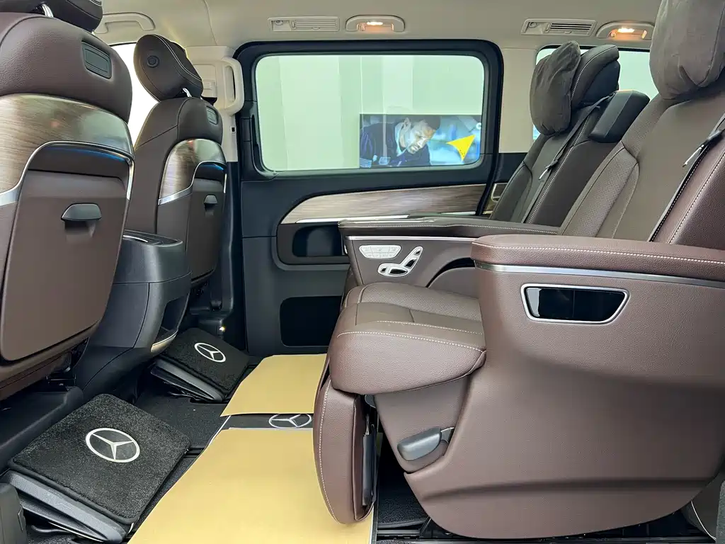 MERCEDES-BENZ V CLASS