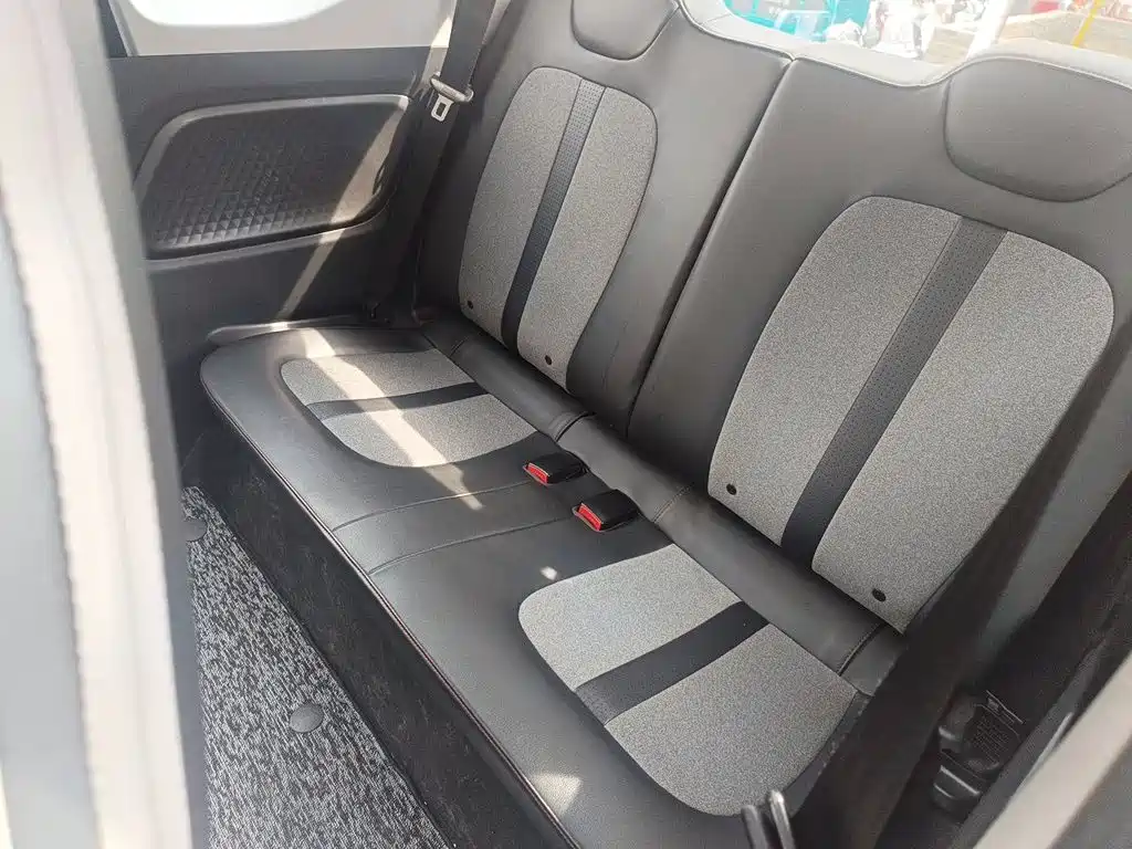 Wuling MINIEV — миниатюра 14