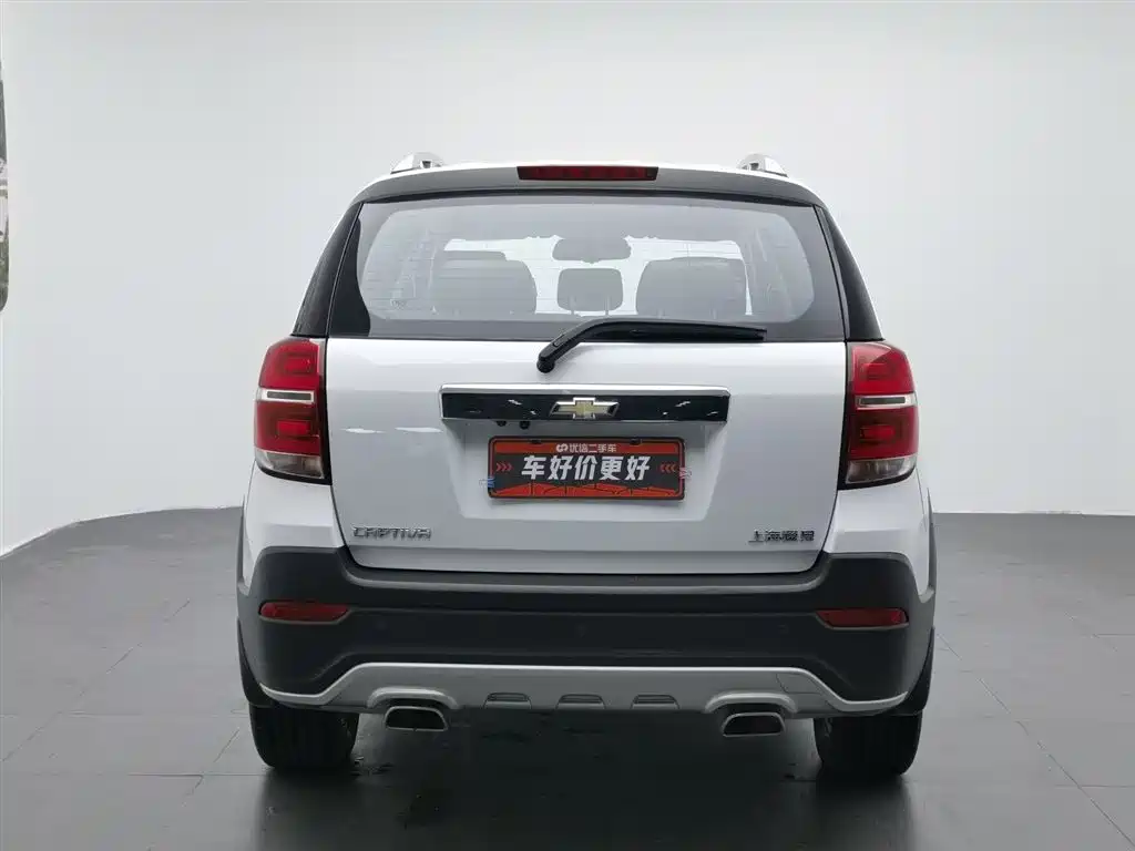 Chevrolet Captiva 2015 2.4L 7 мест