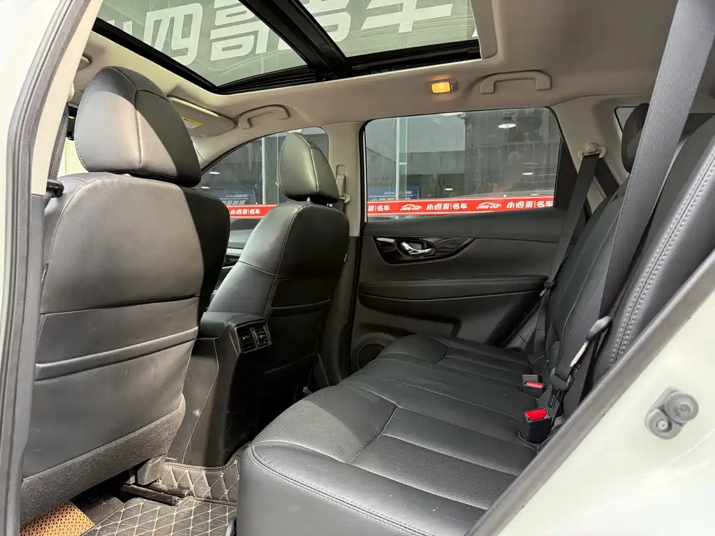 Nissan X-Trail — миниатюра 7