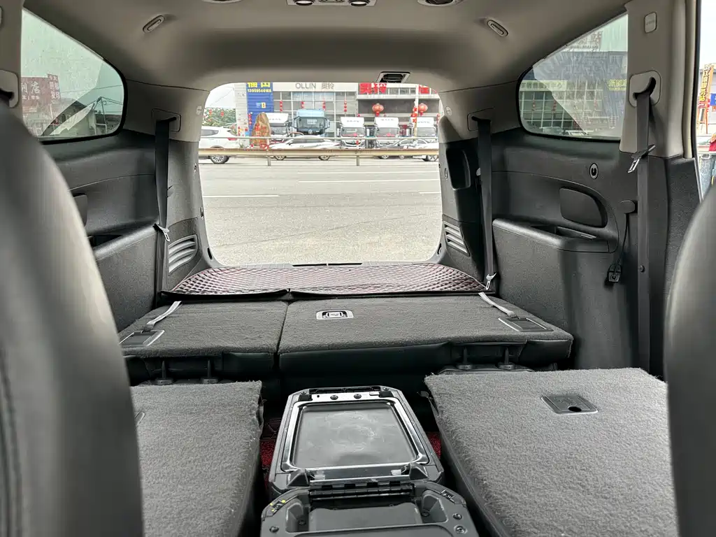 Buick Enclave — миниатюра 24