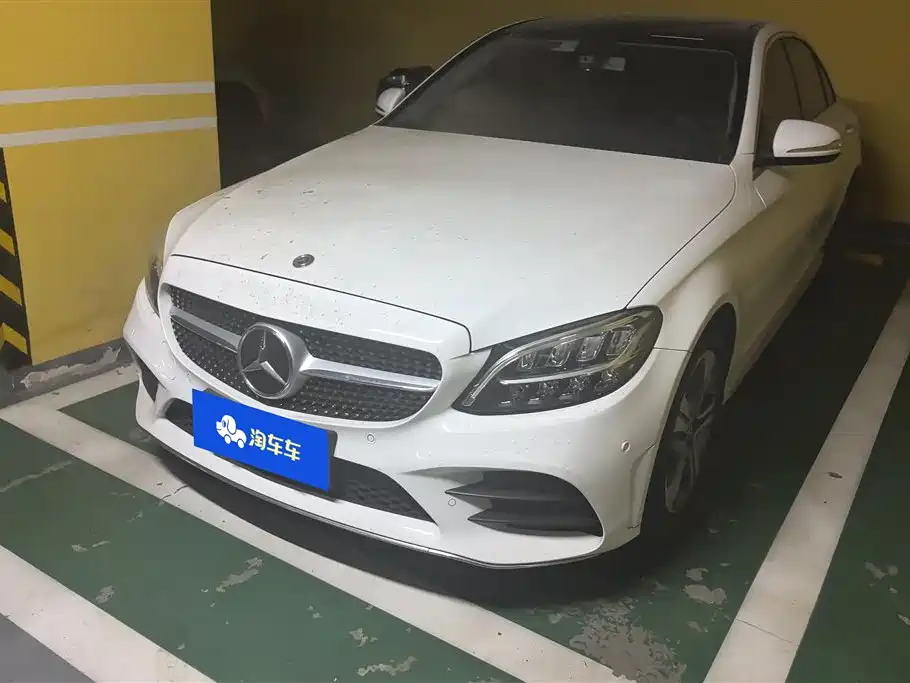 Mercedes-Benz C-Class 2020