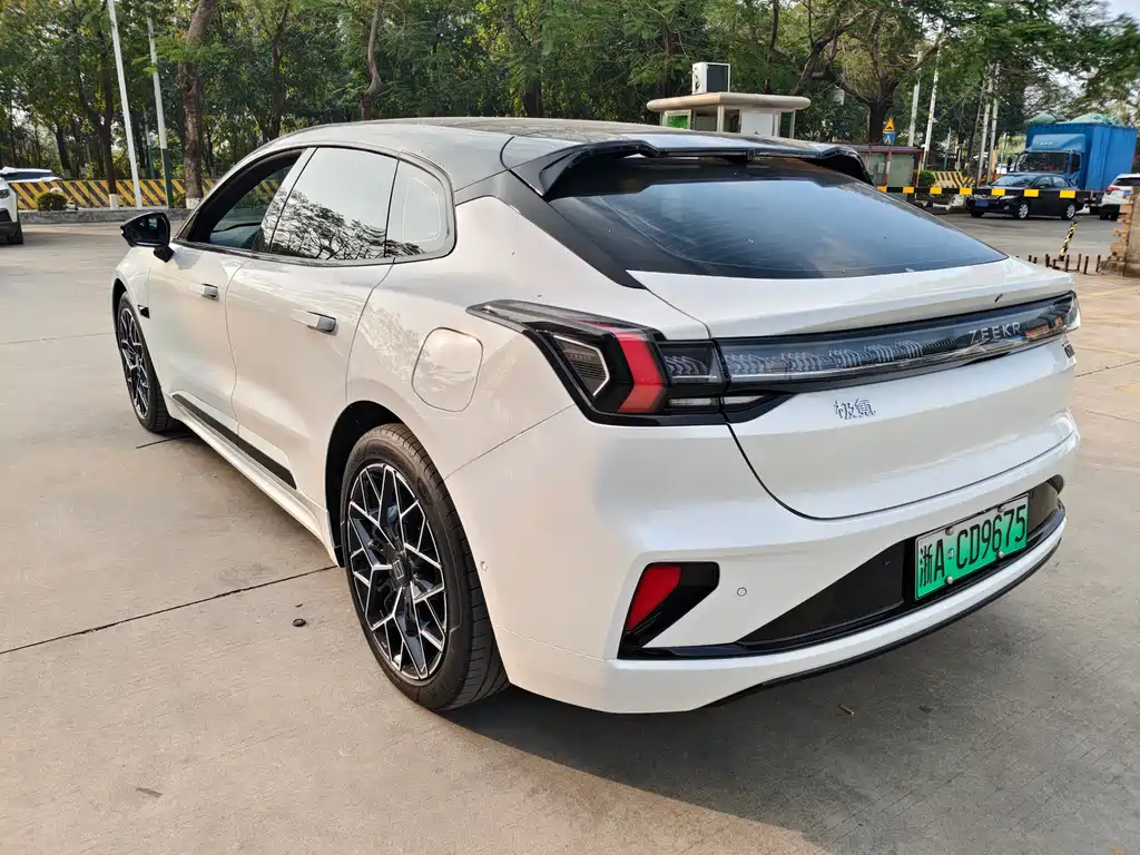 ZEEKR EXTREME KRYPTON 001