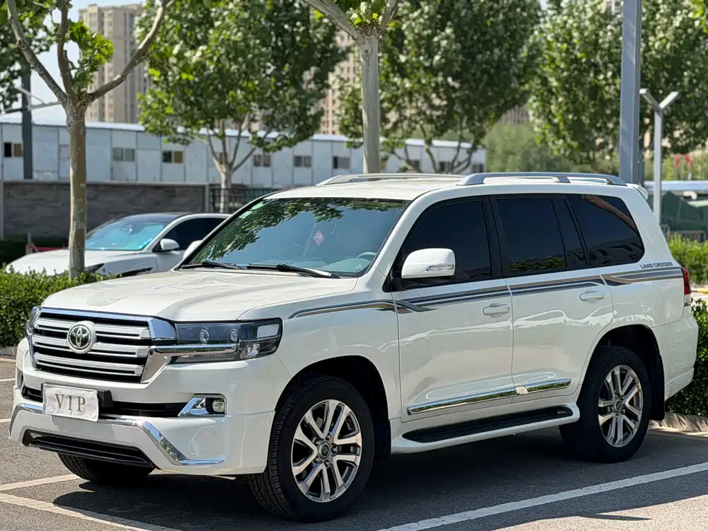 Toyota Land Cruiser 2018