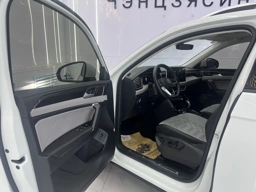 Volkswagen Tayron 2023 280TSI Luxury Plus