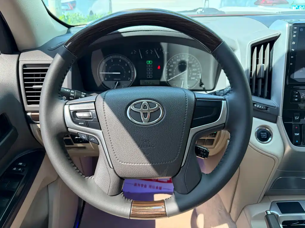 Toyota Land Cruiser 2020 4.0L GX-R