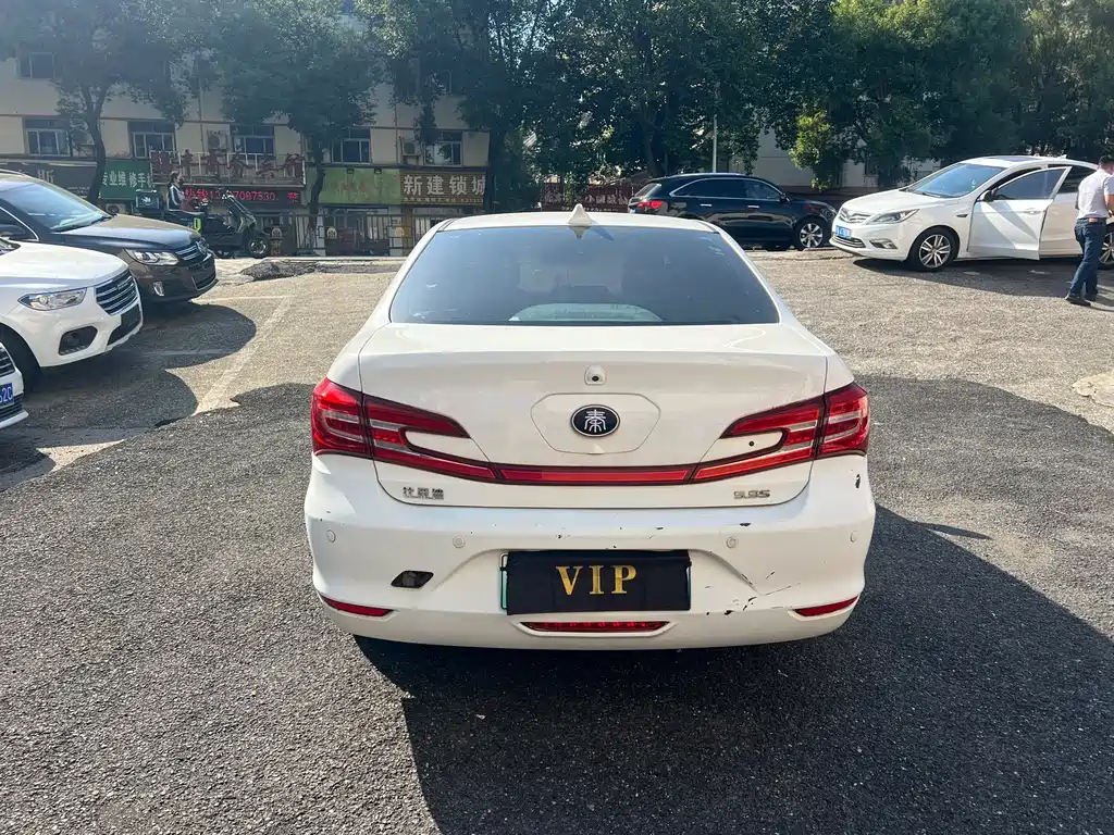 BYD Qin NEV — миниатюра 6