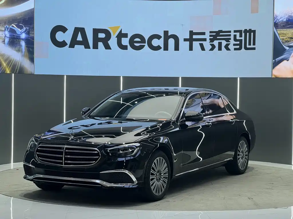 Mercedes-Benz E-Class 2022