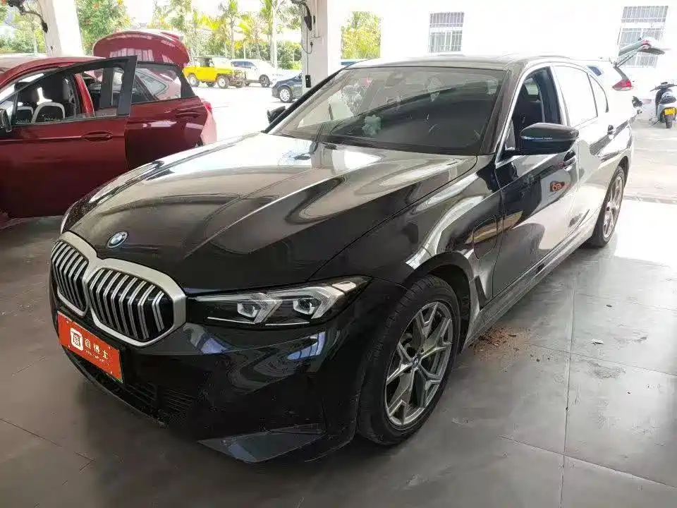 BMW i3 2024