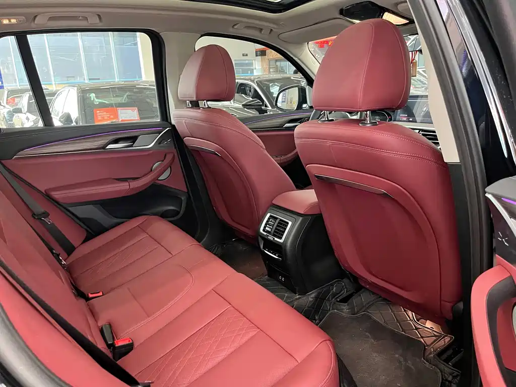 BMW X3 — миниатюра 8