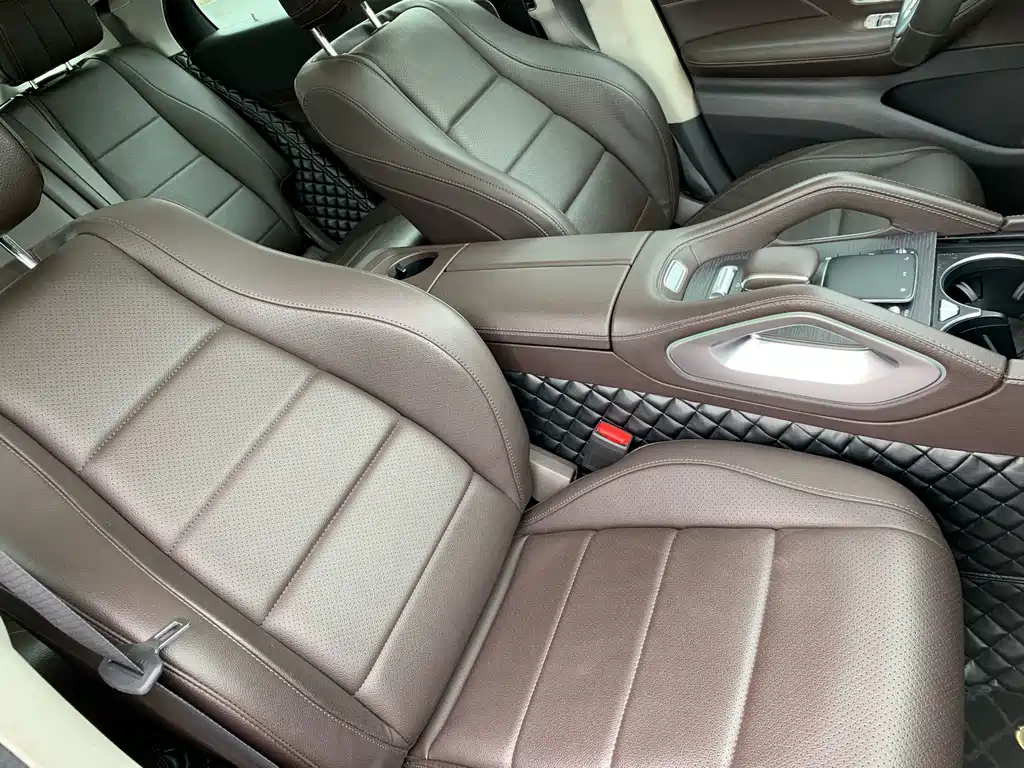 Mercedes-Benz GLE (Import) — миниатюра 28
