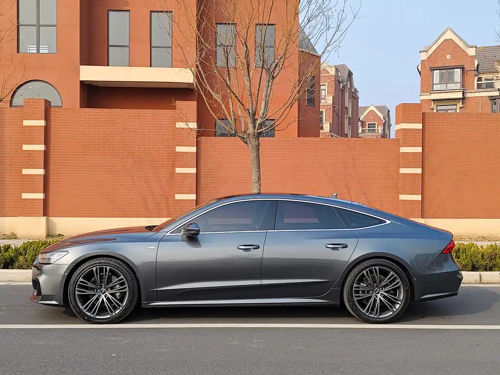AUDI A7