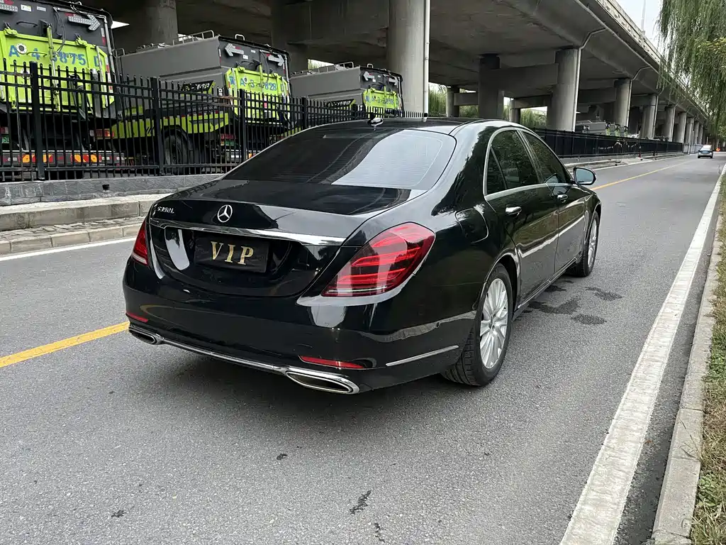 MERCEDES-BENZ S CLASS