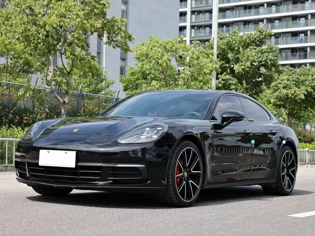 Купить Porsche Panamera
