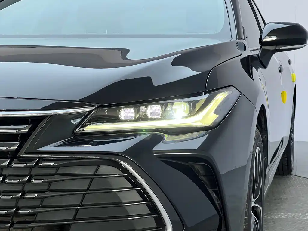 Toyota Avalon — миниатюра 4