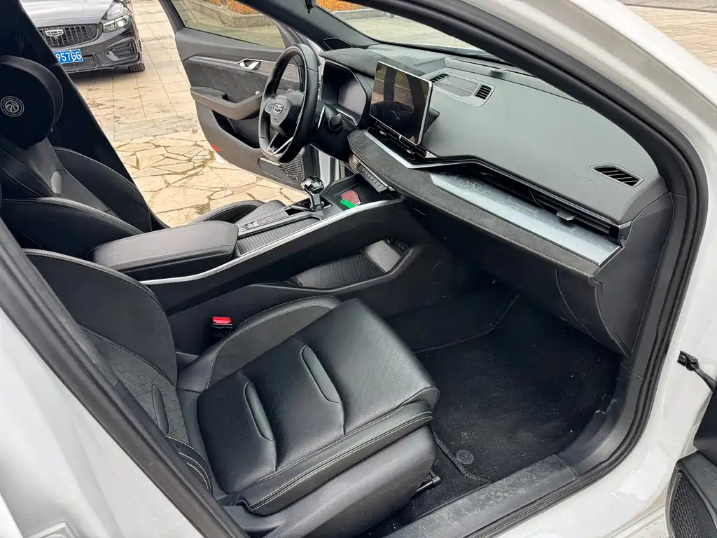 GEELY AUTOMOBILE XINGRUI