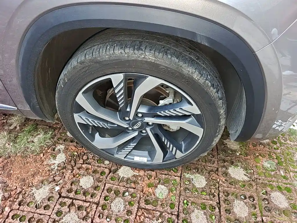 Geely Xingyue L — миниатюра 24