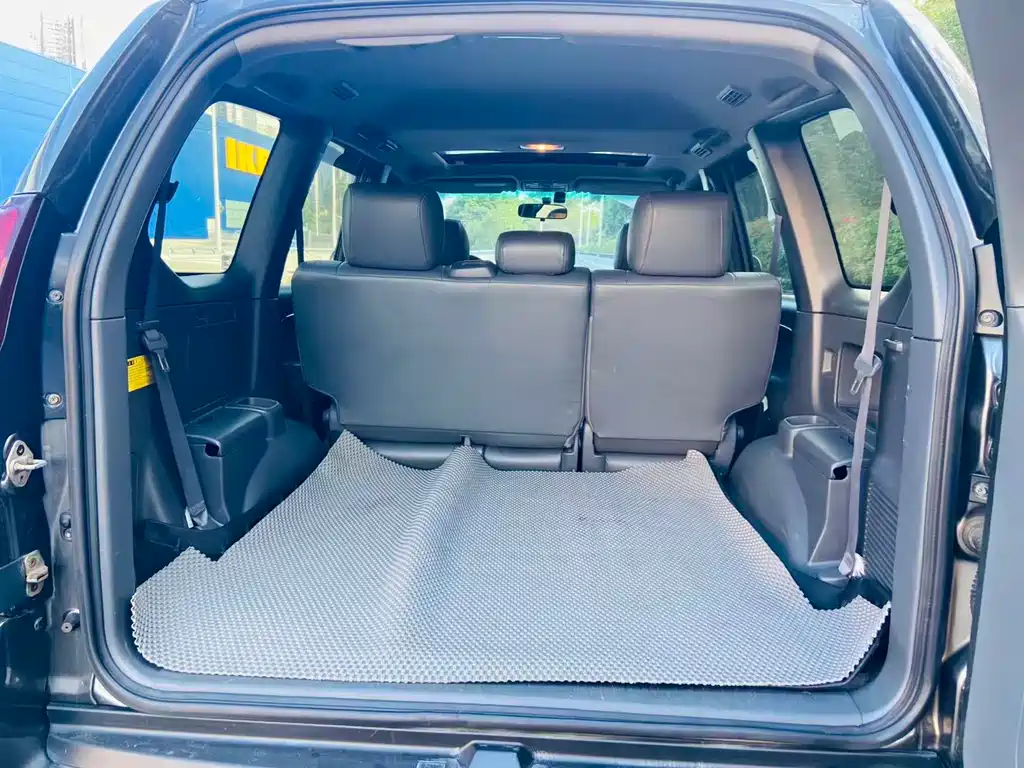 Toyota Land Cruiser Prado 2006 4.0L AT VX