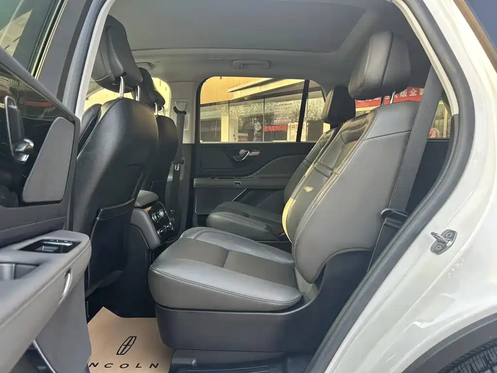 Lincoln Aviator 2024 3.0T V6 Elegant мест