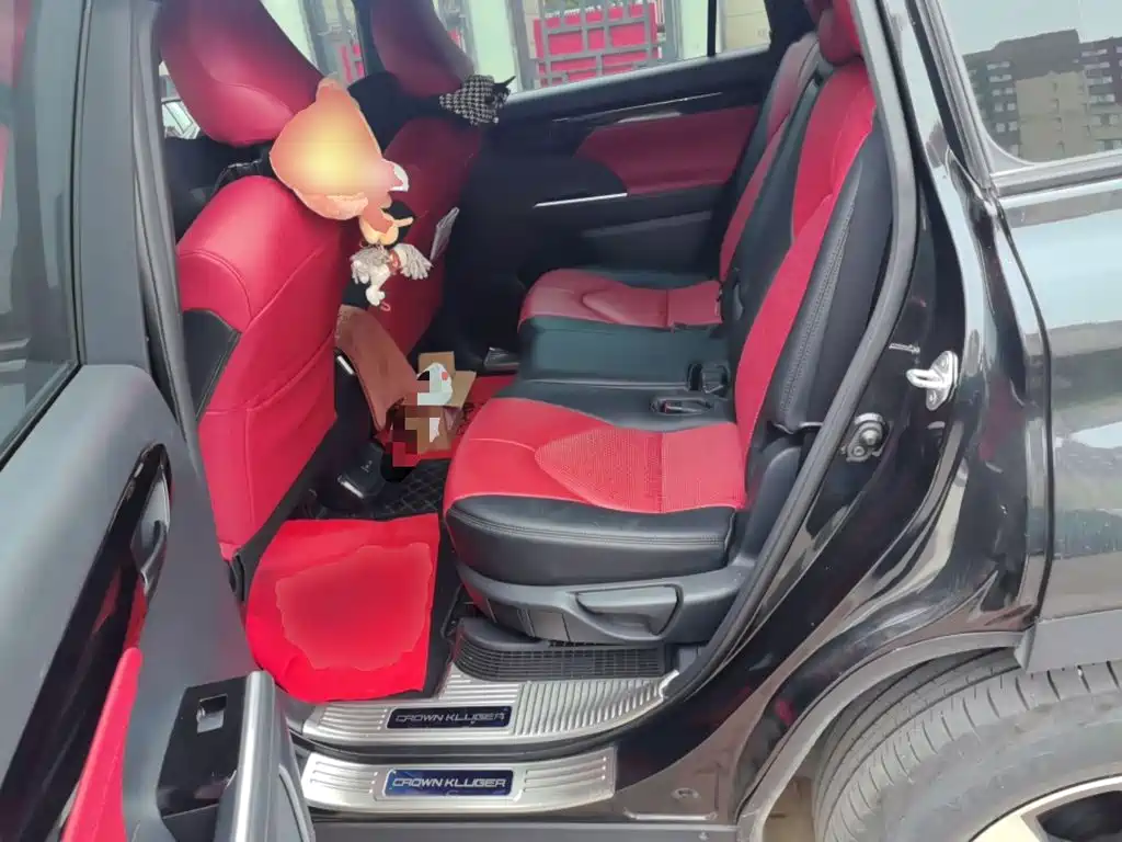 Toyota Crown Kluger — миниатюра 13