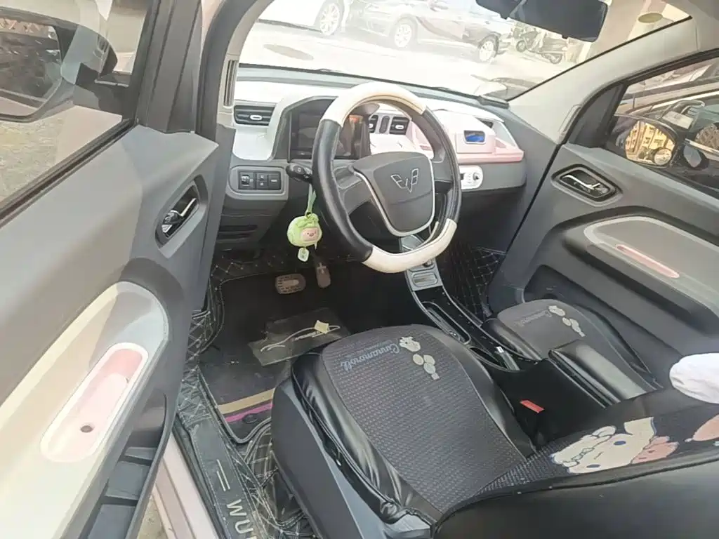 Wuling MINIEV — миниатюра 16