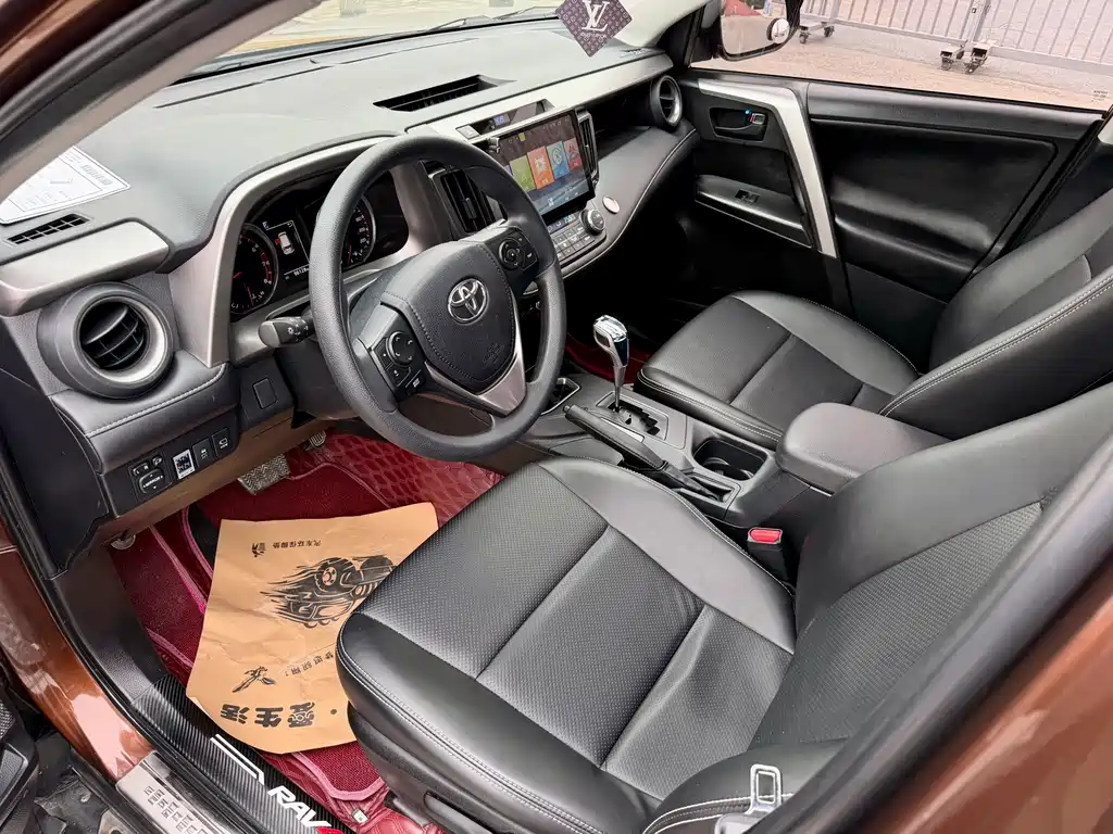 TOYOTA RAV4 RONGFANG