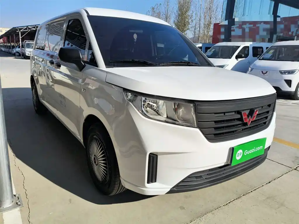 WULING AUTOMOBILE WULING JOURNEY