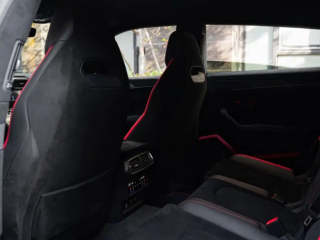 Lamborghini Urus — миниатюра 23