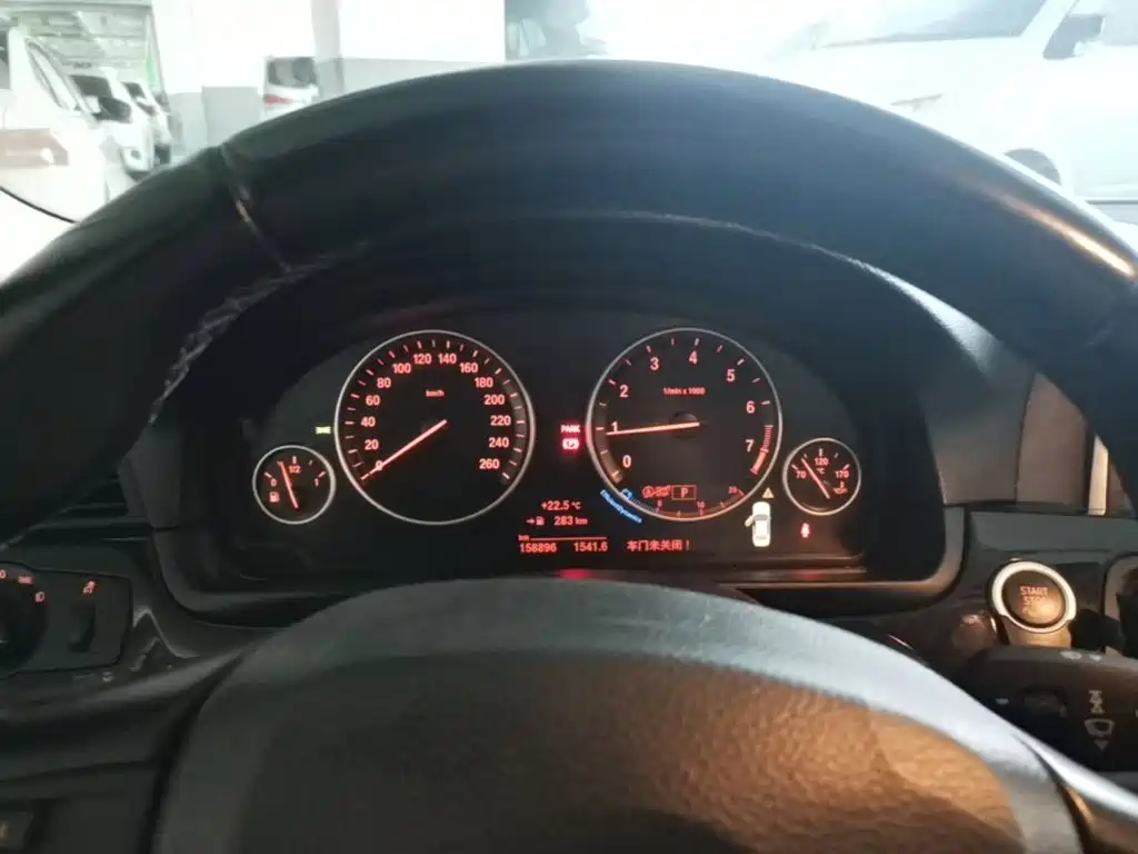 BMW 5 Series — миниатюра 14