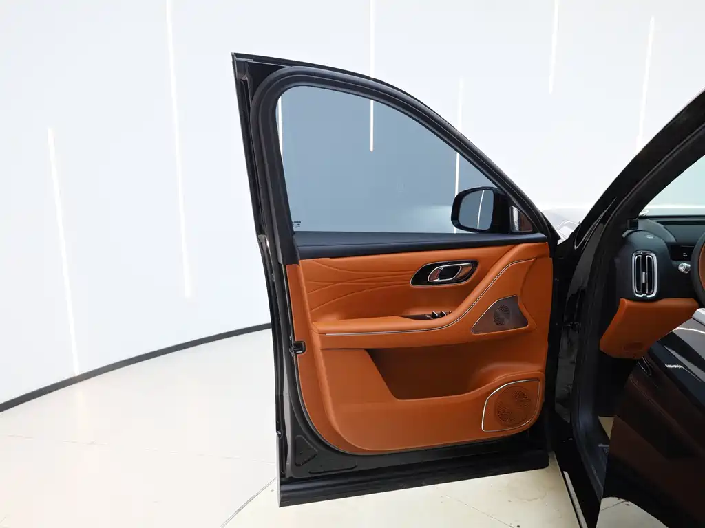 Geely Galaxy Galaxy M9 M9 2025 210km