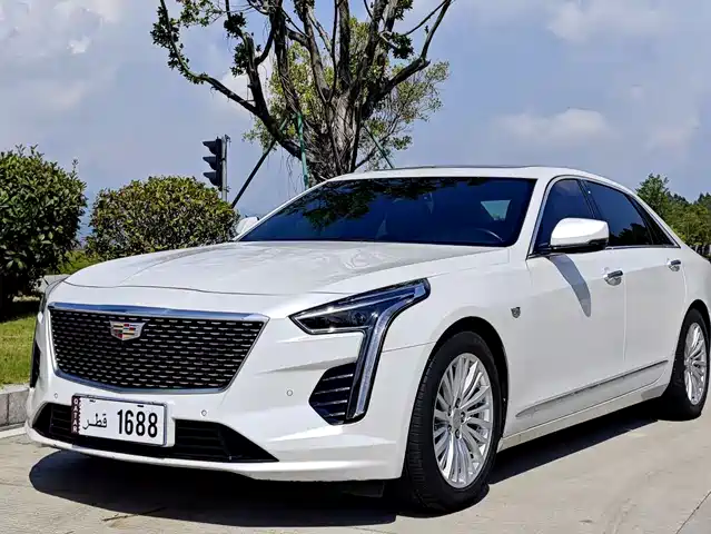 CADILLAC  CT6 2023