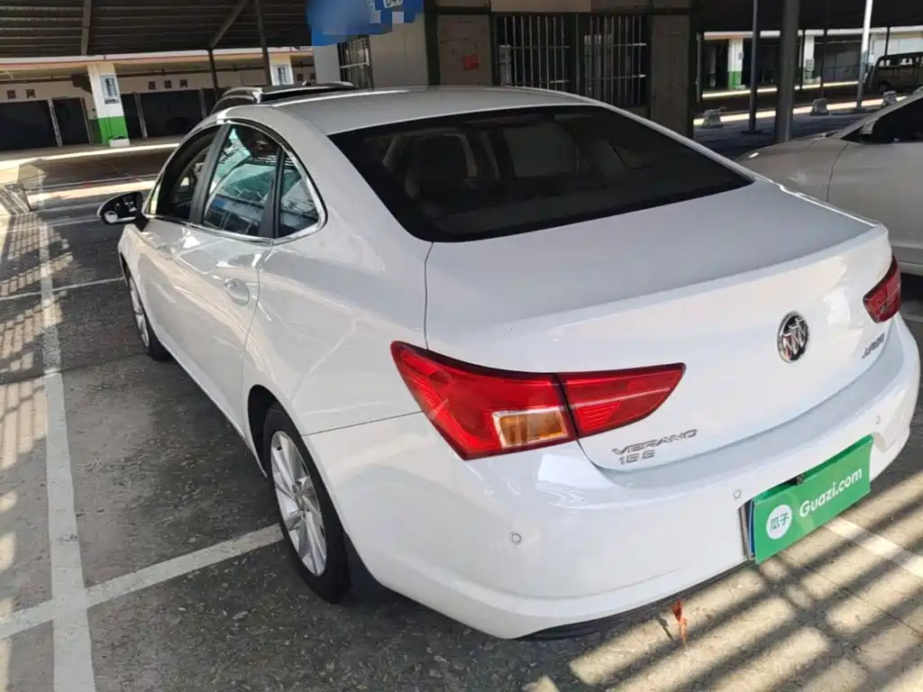 Buick Verano — миниатюра 5