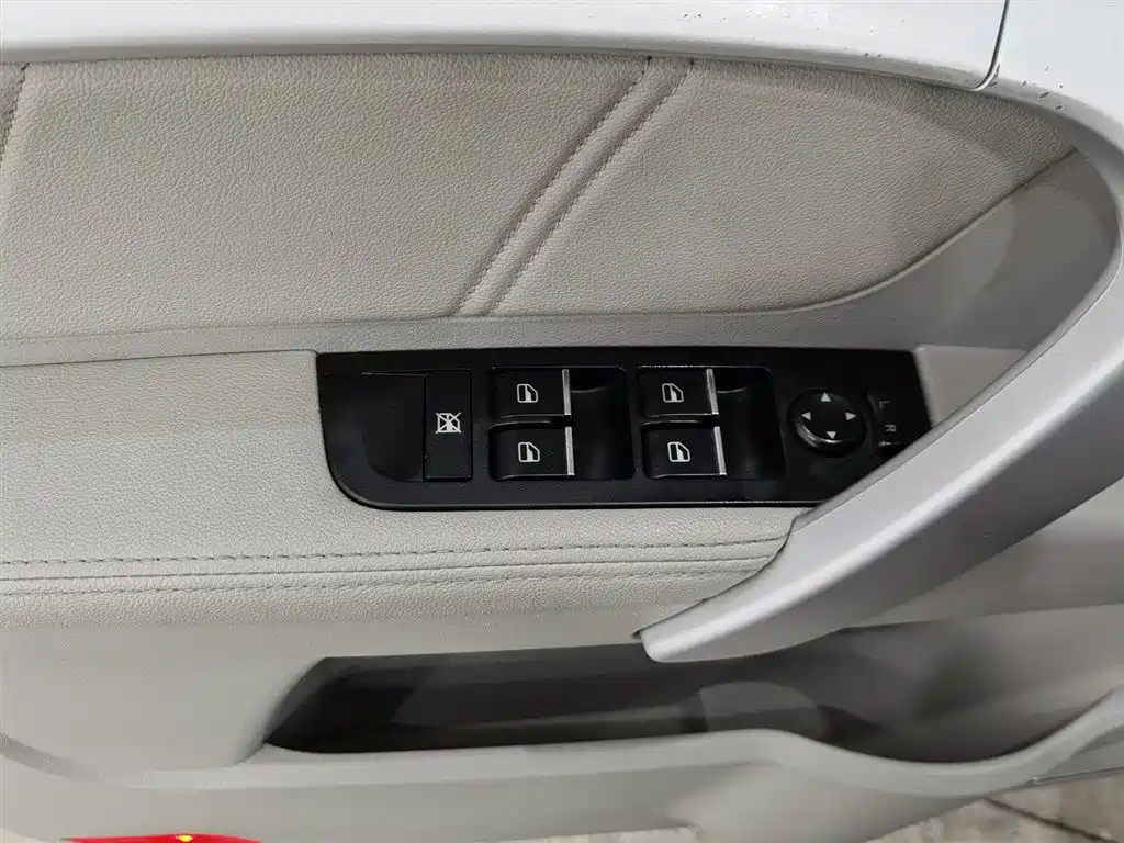 GEELY AUTOMOBILE EMGRAND