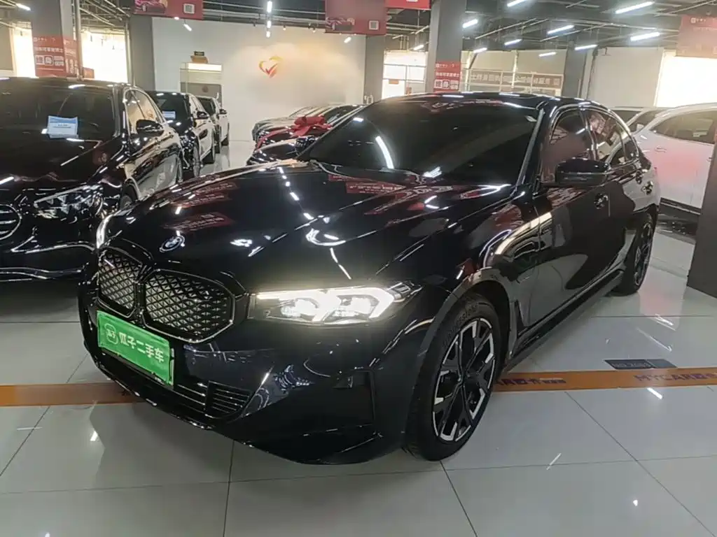 宝马i3 2024款 eDrive 35 L 2024