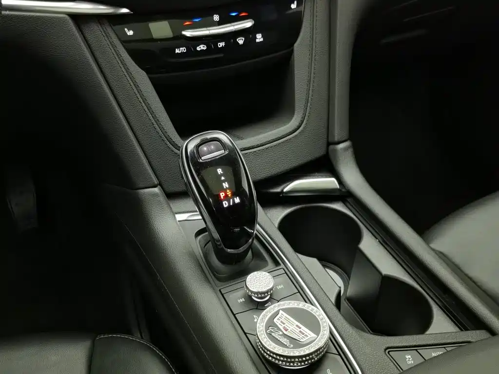 Cadillac XT5 — миниатюра 13