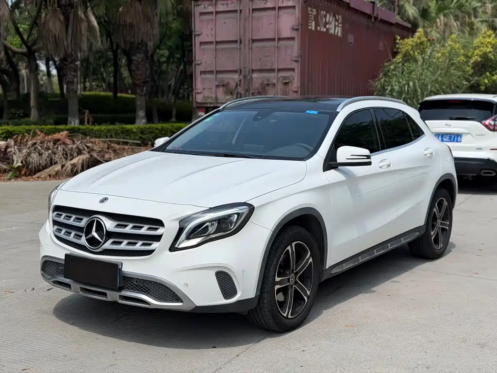 Купить Mercedes-Benz GLA