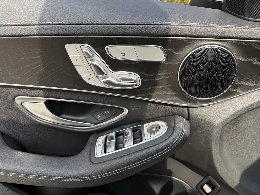Mercedes-Benz C-Class — миниатюра 18