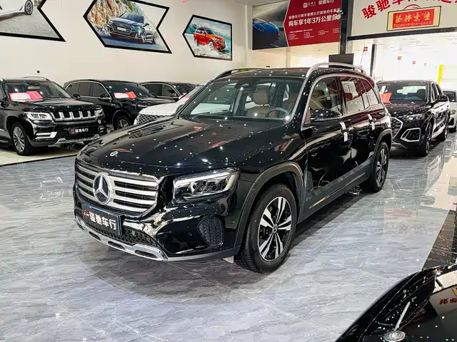 mercedes-benz glb