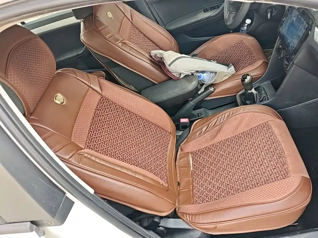Volkswagen Jetta — миниатюра 25