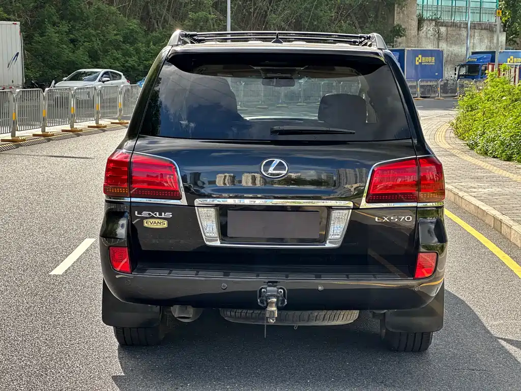 Lexus LX 2012 570