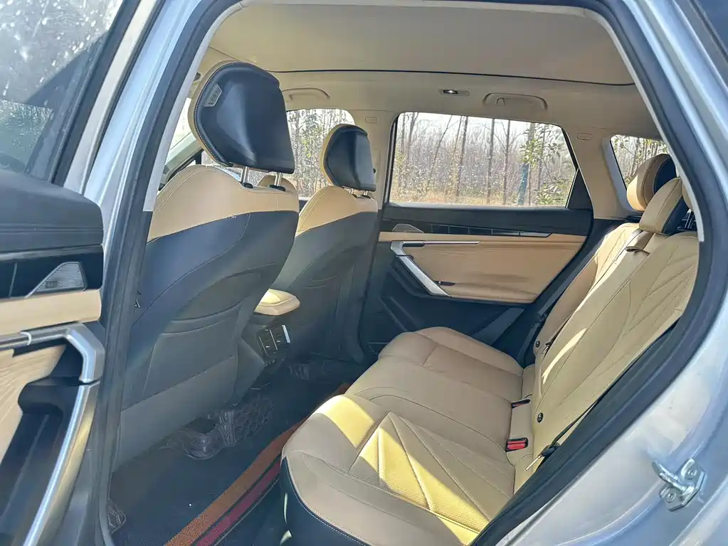 GEELY AUTOMOBILE BOYUE L