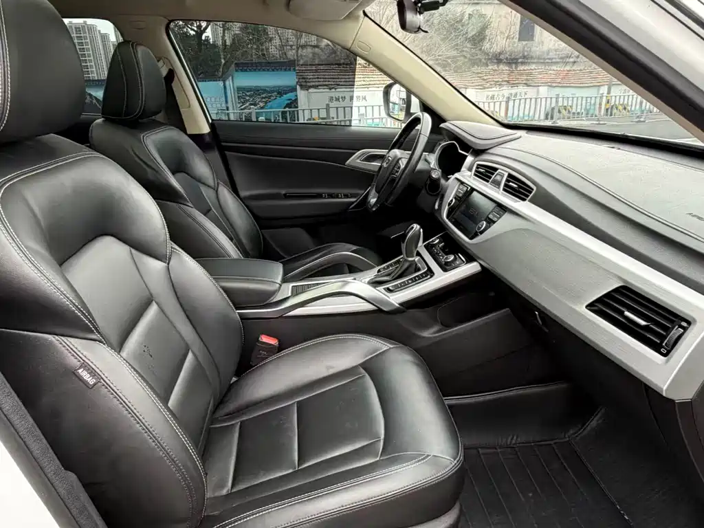 GEELY AUTOMOBILE BOYUE