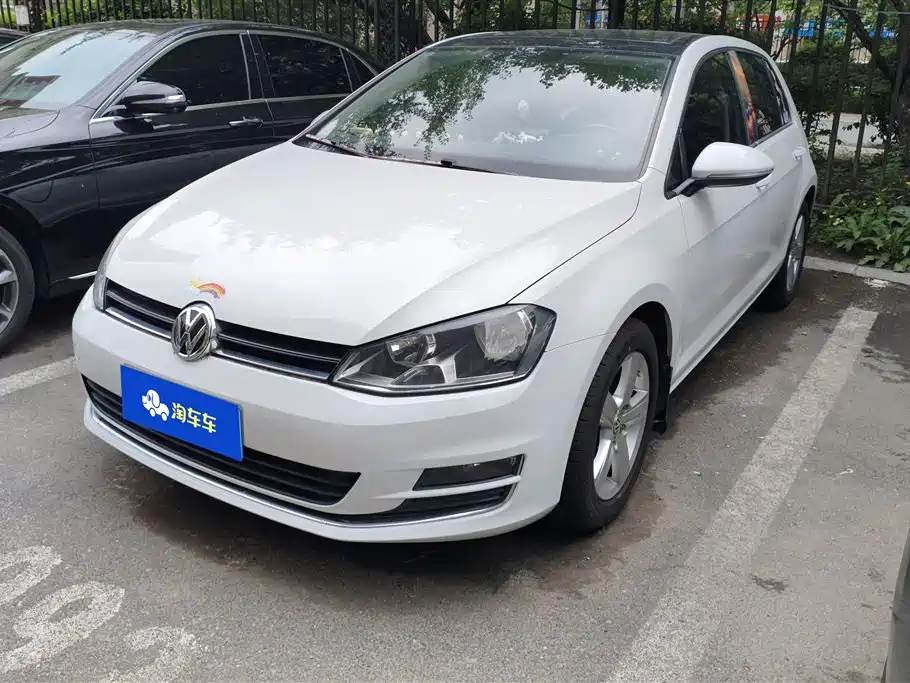Купить Volkswagen Golf