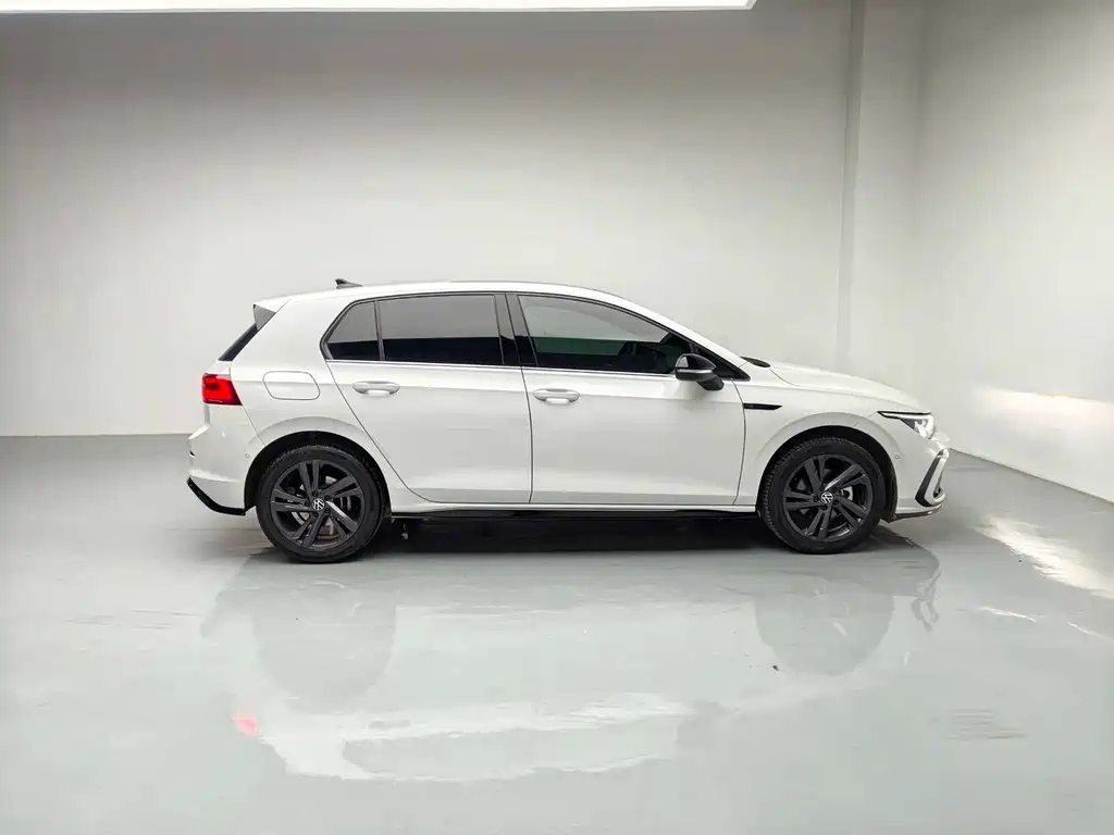 Volkswagen Golf — миниатюра 8