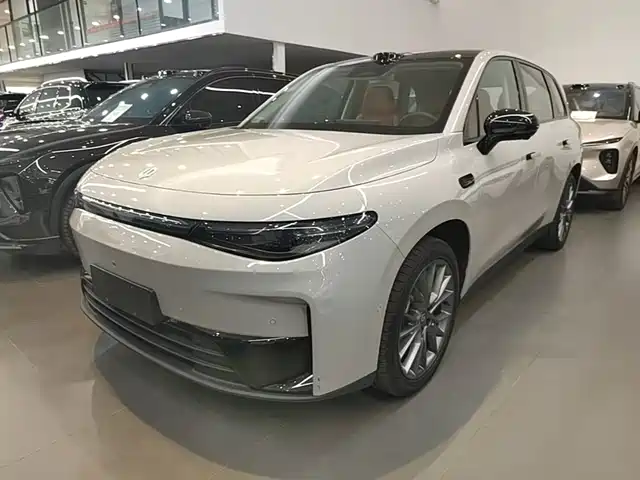 2025 Leapmotor C10