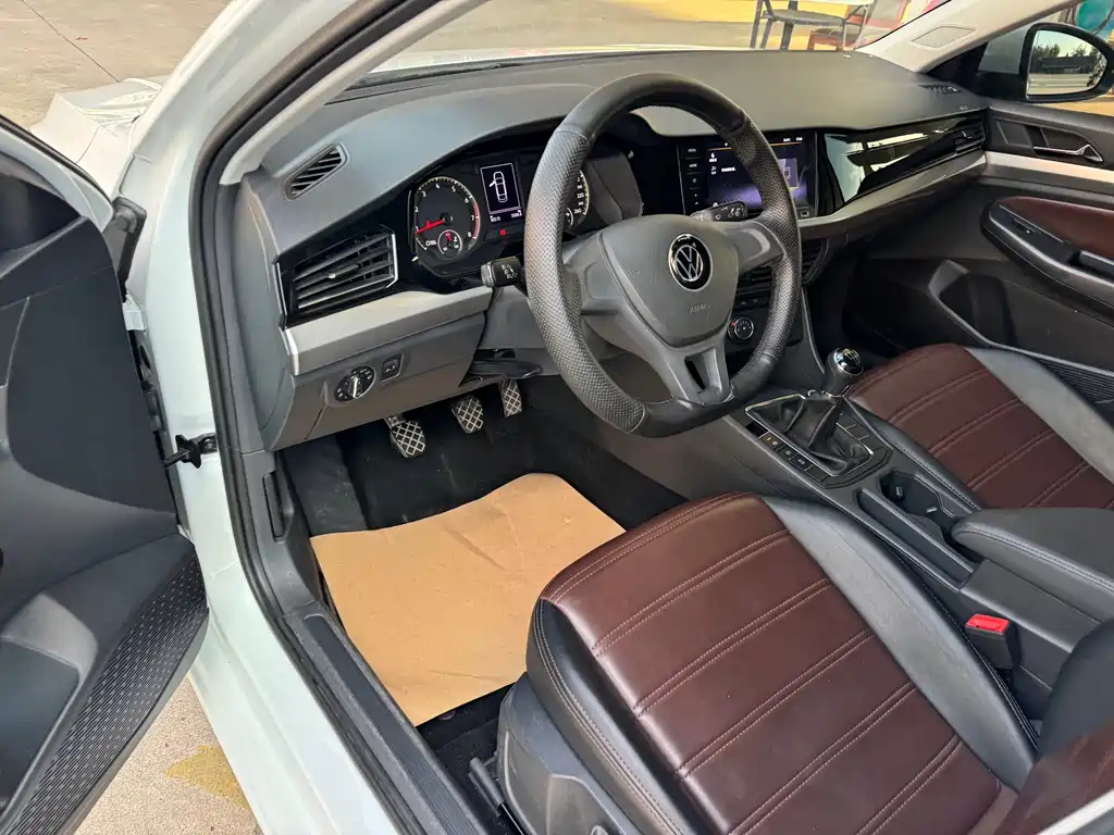 Volkswagen Bora — миниатюра 8
