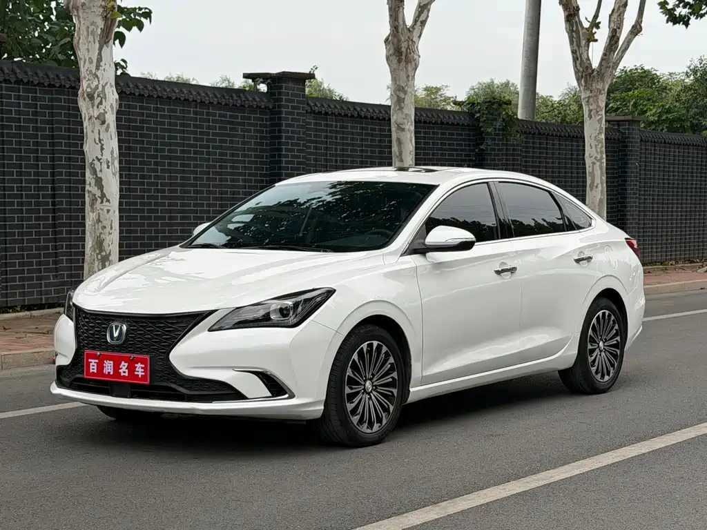 Changan Eado — миниатюра 3