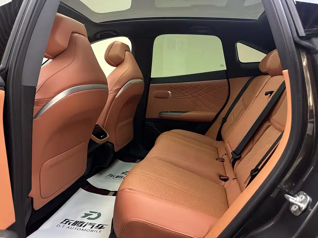 Changan Deepal DARK BLUE S07